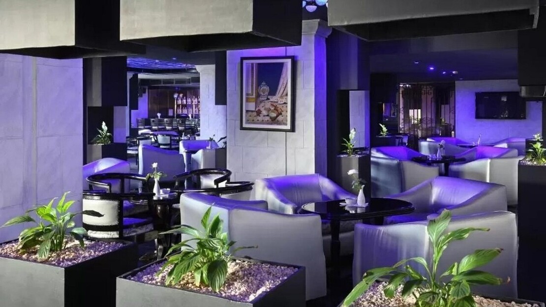 Anezi Tower Hotel & Apartments